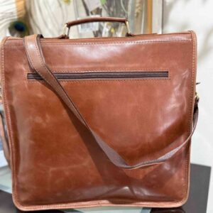 Laptop Messenger Bag – Sleek, Smart & Professional Carry