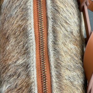 Shell Capsule Cowhide Leather Purse