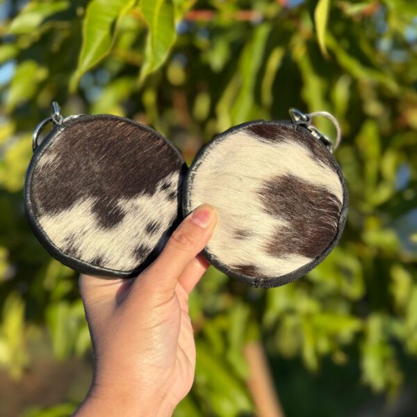 Cowhide Coin Zipper Round Wallet – Leather Lovers