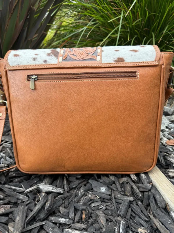 Leather Lovers Cowhide Messenger Laptop Bag - Image 2