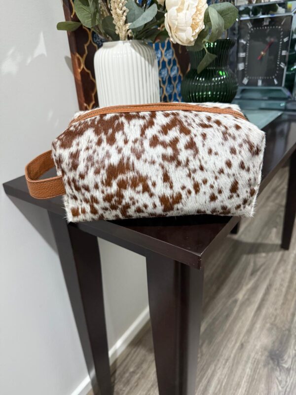 Cowhide toiletry bag leather travel case